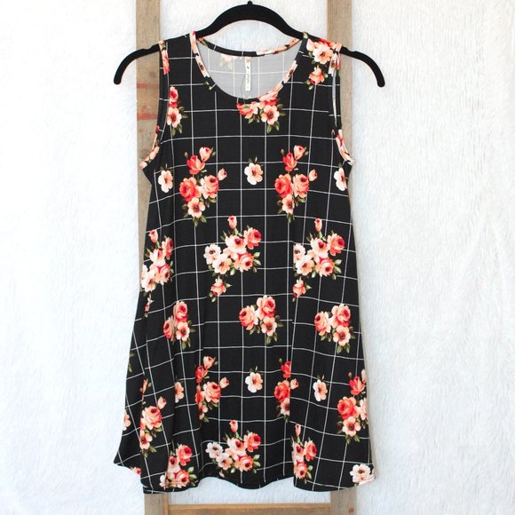 42pops Floral Two-Pocket Mini Dress - Picture 11 of 11